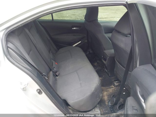 5YFBPMBE4MP155697 Toyota COROLLA LE