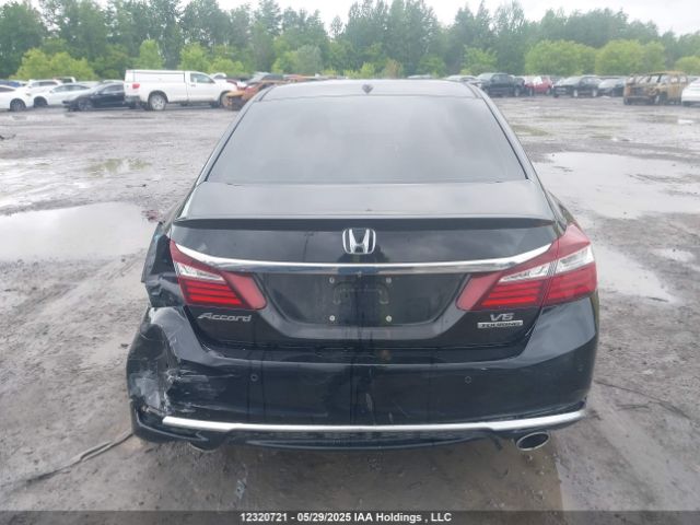 1HGCR3F9XHA802069 Honda Accord Touring