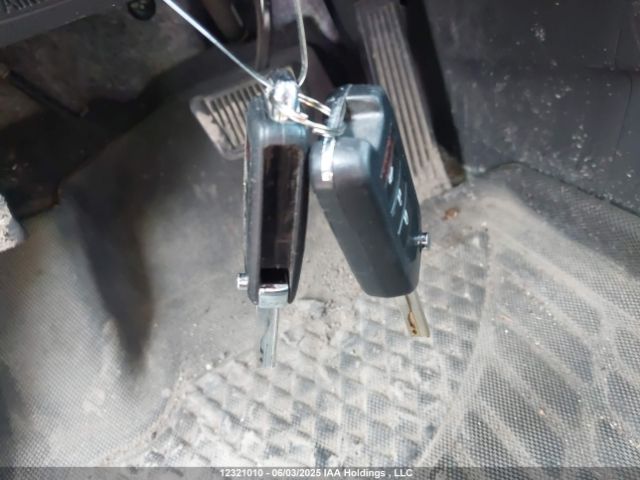 5XYZU3LB0EG186652 Hyundai Santa Fe