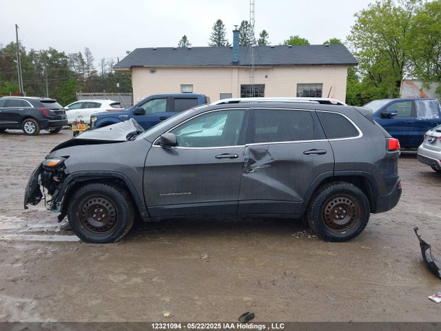 1C4PJMCS8GW201975 Jeep Cherokee