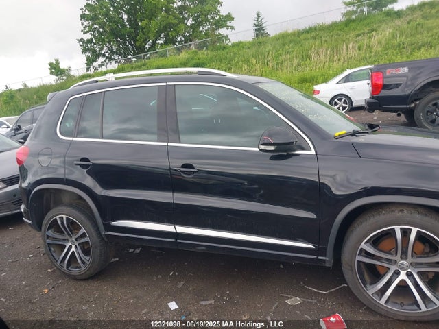 WVGLV7AX9HW503369 Volkswagen 2017