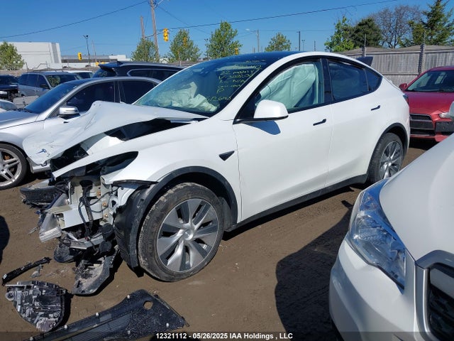 7SAYGDEE4NF308200 Tesla Model Y
