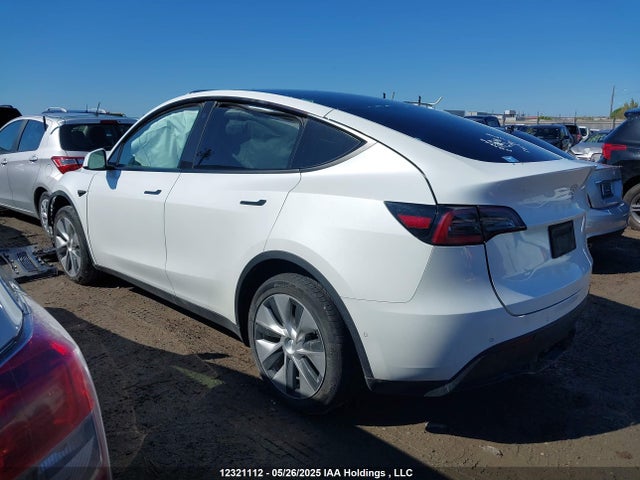 7SAYGDEE4NF308200 Tesla Model Y