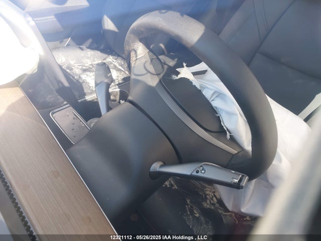7SAYGDEE4NF308200 Tesla Model Y