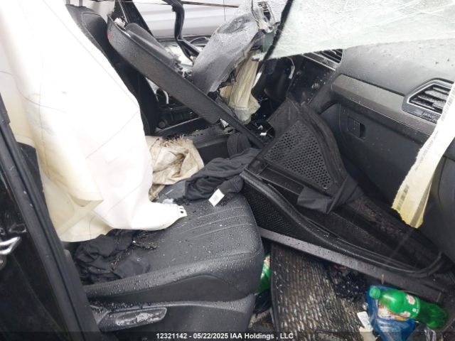3VV8B7AX7RM234424 Volkswagen Tiguan