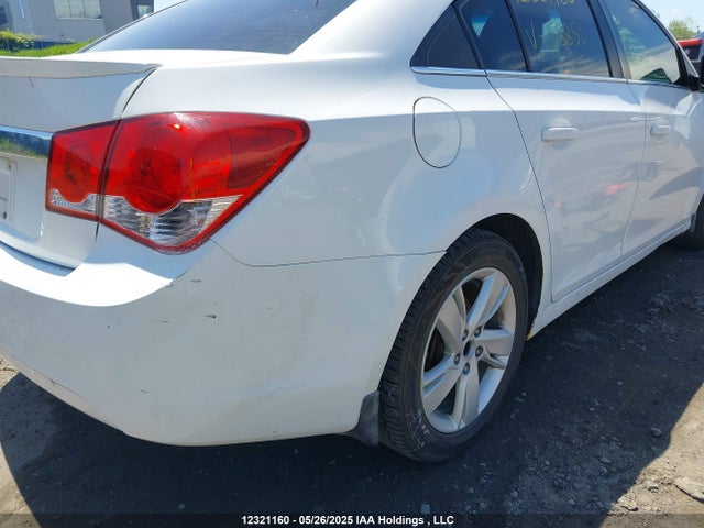 1G1P75SZ7F7158850 Chevrolet luz