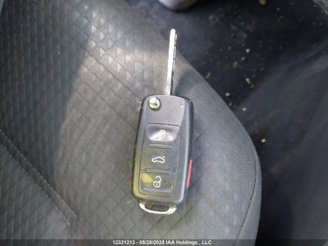 3VW2K7AJ1FM340442 Volkswagen 2015