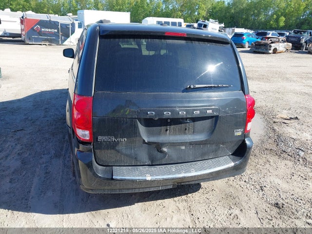 2C4RDGDG6FR584351 Dodge Grand Caravan