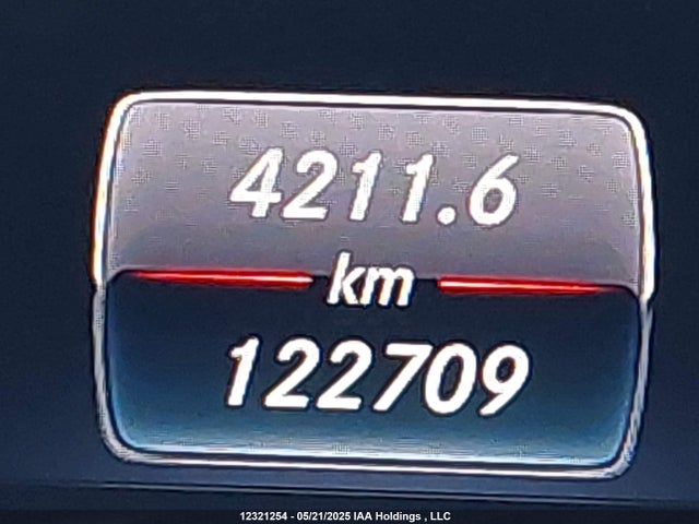 WDDSJ4GB9JN571324 Mercedes-Benz CLA 250 4MATIC