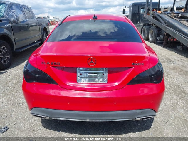 WDDSJ4GB9JN571324 Mercedes-Benz CLA 250 4MATIC