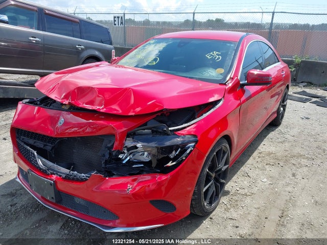 WDDSJ4GB9JN571324 Mercedes-Benz CLA 250 4MATIC