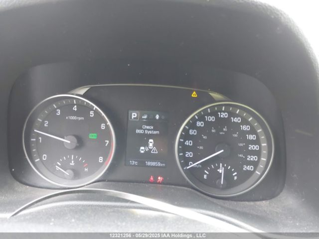 KMHD84LF5HU129532 Hyundai Elantra