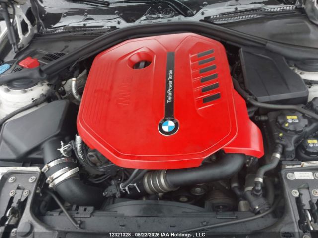 WBA8B7C3XHK806646 BMW 3 Series