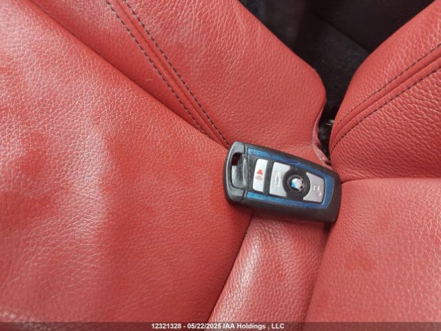 WBA8B7C3XHK806646 BMW 3 Series