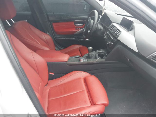 WBA8B7C3XHK806646 BMW 3 Series