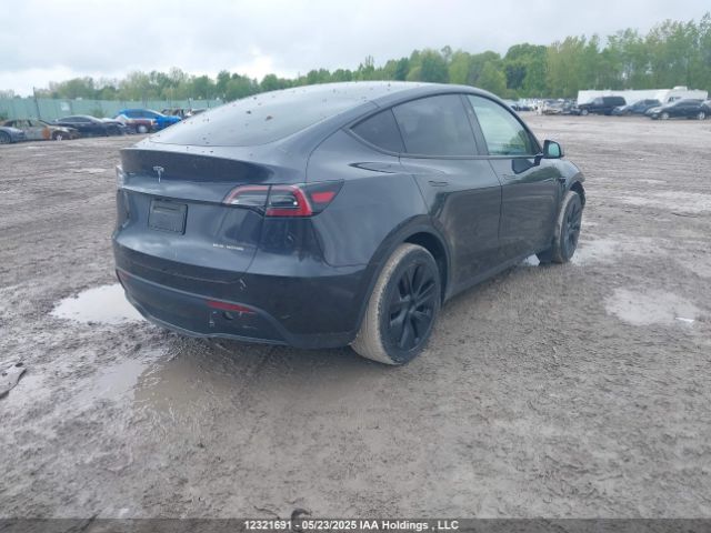 7SAYGAEE8SF235858 Tesla Model Y