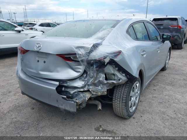 3MZBN1U74JM227324 Mazda MAZDA3