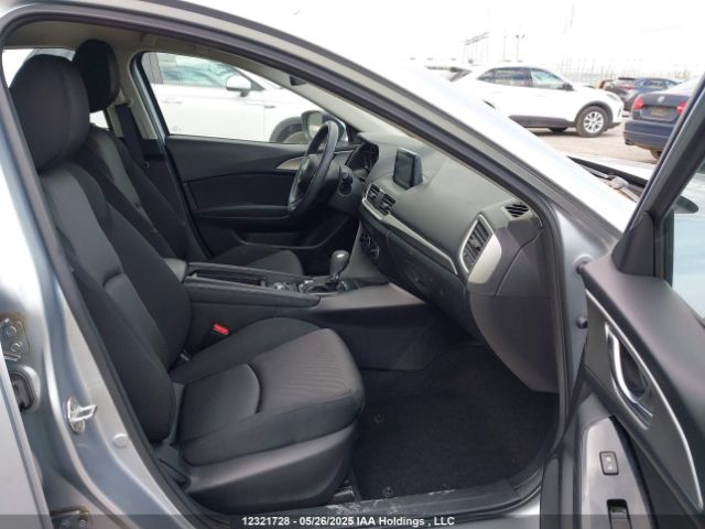 3MZBN1U74JM227324 Mazda MAZDA3