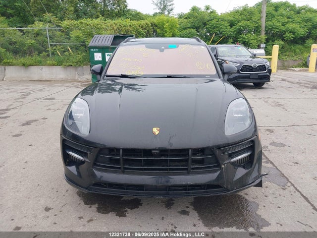 WP1AG2A57MLB51202 Porsche 2021