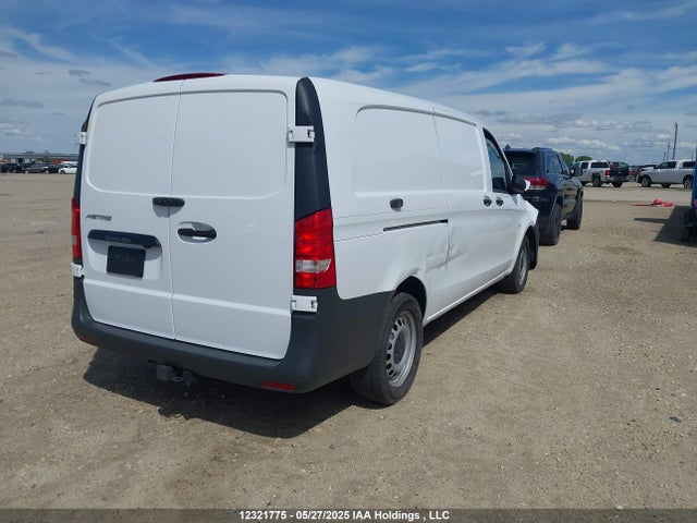 W1YV0CEY7P4202631 Mercedes-Benz m274