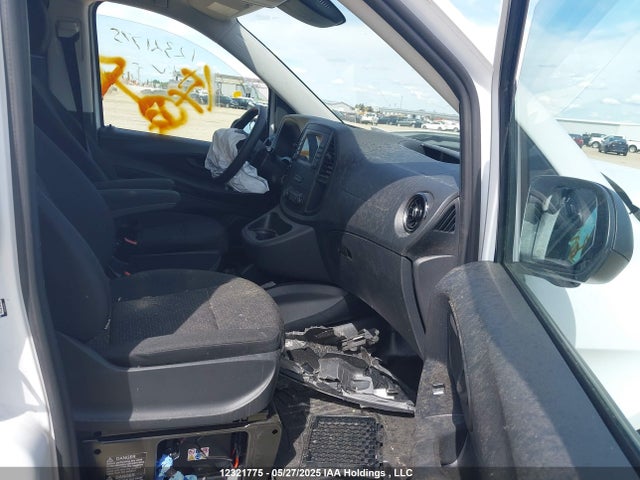 W1YV0CEY7P4202631 Mercedes-Benz m274