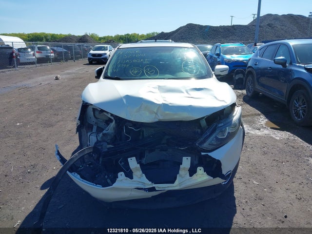 JN1BJ1CR0HW117398 Nissan QASHQAI
