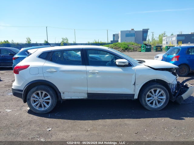 JN1BJ1CR0HW117398 Nissan QASHQAI