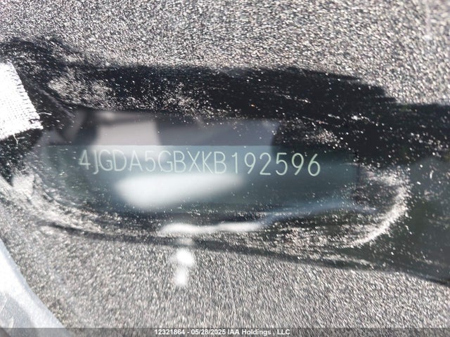 4JGDA5GBXKB192596 Mercedes-Benz m276