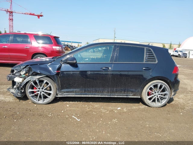 3VW4T7AU9GM054081 Volkswagen 2016