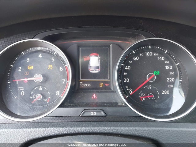 3VW4T7AU9GM054081 Volkswagen 2016