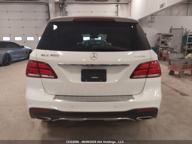 4JGDA5GB9JB156901 Mercedes-Benz m276