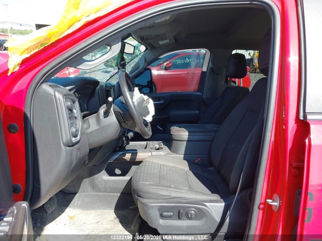 3GCUYEET4MG265516 Chevrolet Silverado K1500 Rst