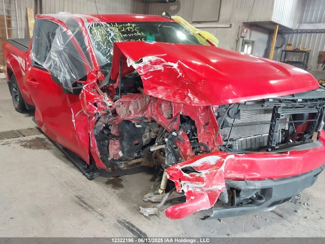 3GCUYEET4MG265516 Chevrolet Silverado K1500 Rst