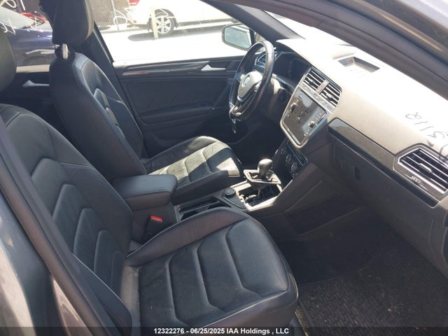3VV4B7AX5LM103112 Volkswagen Tiguan