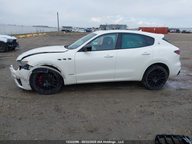 ZN661YUSXMX379652 Maserati Levante S Sport