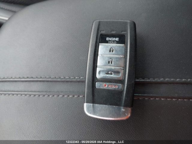 19UUB3F86JA800339 Acura TLX