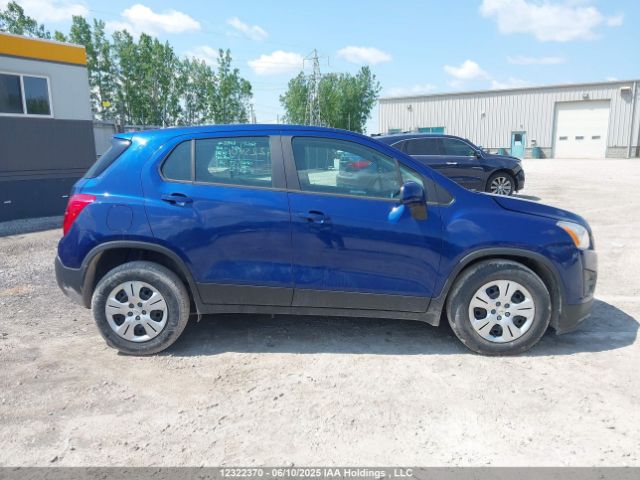 3GNCJKSB6GL271198 Chevrolet TRAX LS