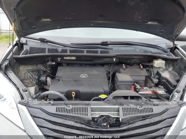 Toyota SIENNA LE 2014 5TDKK3DC2ES470981 Image 10