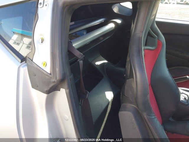 JN1AZ4EH0JM570061 Nissan 2018