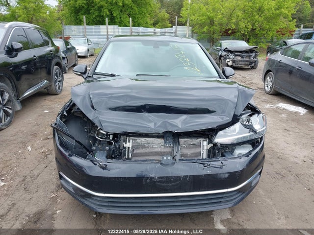 3VWG57AU9MM006616 Volkswagen Golf Comfortline/highline