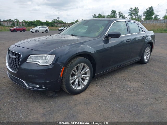 2C3CCAAGXGH243010 Chrysler 300
