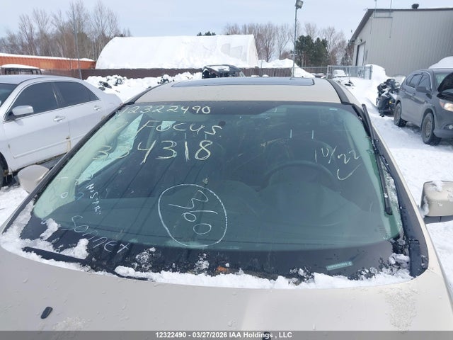 Aukcja sprzedaży 2017 Ford Focus Titanium, vin: 1FADP3J22HL334318, numer aukcji: 12322490