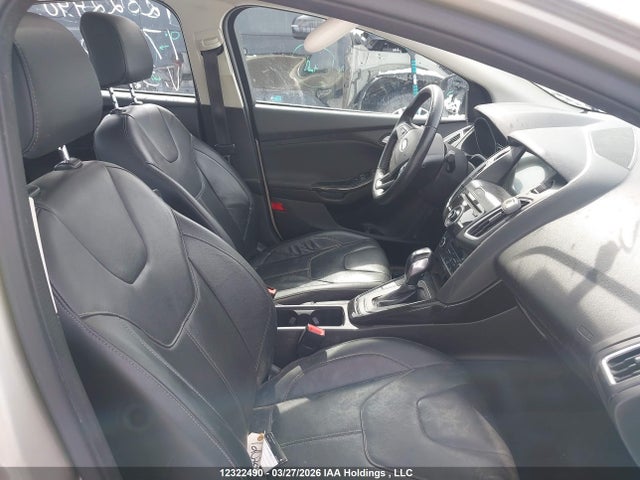 Aukcja sprzedaży 2017 Ford Focus Titanium, vin: 1FADP3J22HL334318, numer aukcji: 12322490