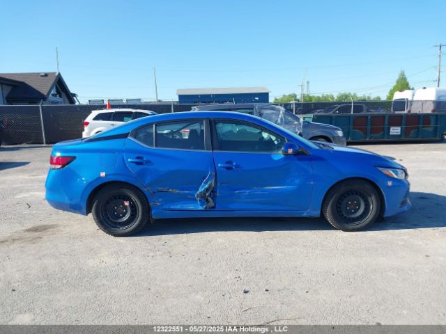 3N1AB8CV8NY299886 Nissan Sentra