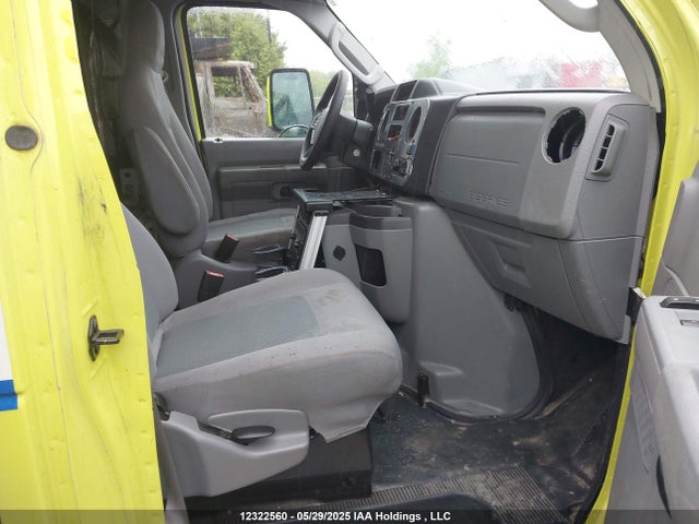 Продаж на аукціоні авто 2022 Ford Econoline E350 Super Duty Cutaway Van, vin: 1FDWE3FN7NDC03785, номер лоту: 12322560