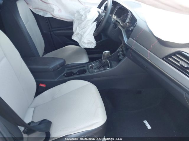 3VWE57BU8KM033468 Volkswagen Jetta
