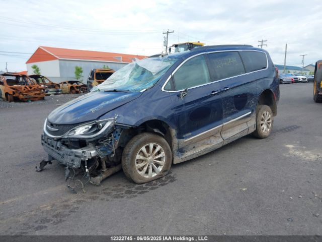 2C4RC1BG2HR730735 Chrysler Pacifica Touring L
