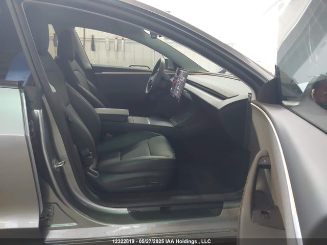 5YJ3E1EA8SF897868 Tesla MODEL 3