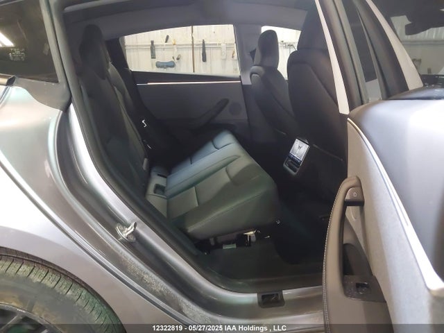 5YJ3E1EA8SF897868 Tesla MODEL 3