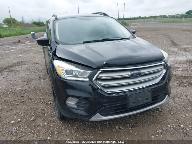 1FMCU0G95HUE26854 Ford 2017